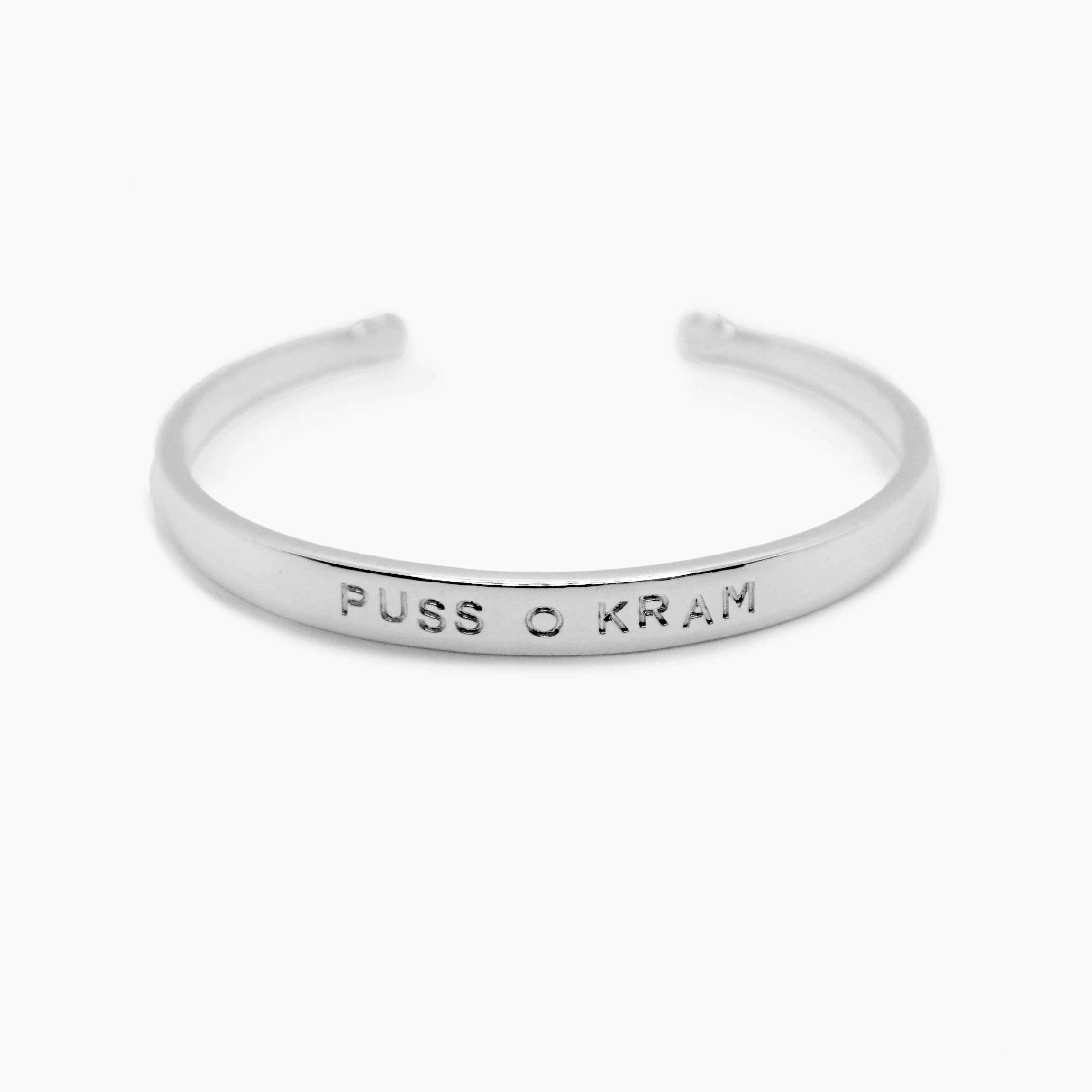 Armband med puss o kram