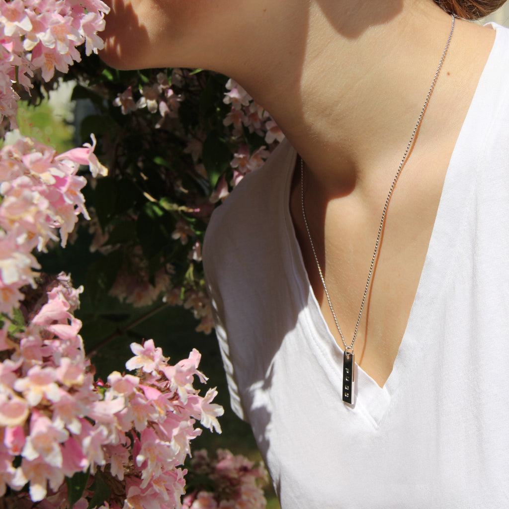 Halsband med Puss / kram